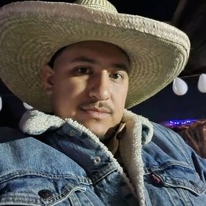 Meet your Posher, Juan